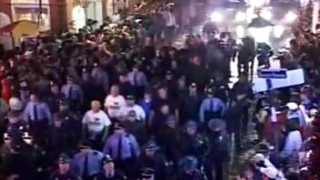 Sexy Babes Show Off Their Boobs Boldly While Flashing Public Spaces Live