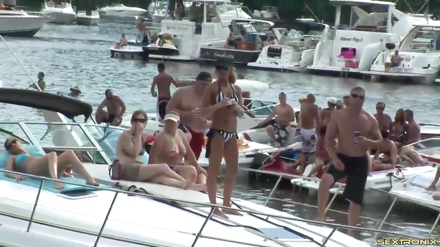Amateur Flashers Party Wildly on Lake Boat in Hot Bikinis