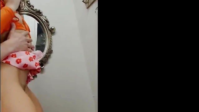 Mackenzie Mace & Willow Ryder Enjoy Steamy FFM Threesome Delight Together