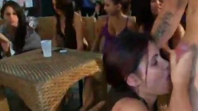 Sexy Babes Devour Naked Stripper’s Dick at Steamy Orgy Bash