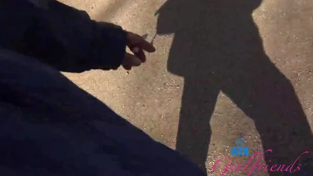 Sexy Blonde Girlfriend Paris White Loves Exploring New Places Together