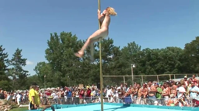 Long-haired Cowgirls in Heels Deliver Wild Outdoor Performance Delightfully