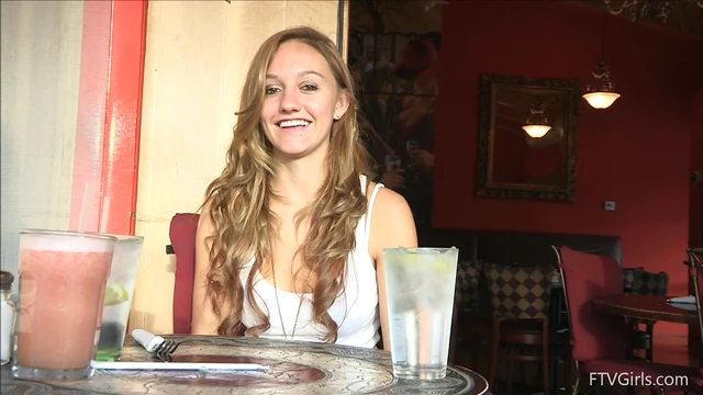 Sizzling Summer Shows Off Her Skills With Public Fingering Pleasure Showdown