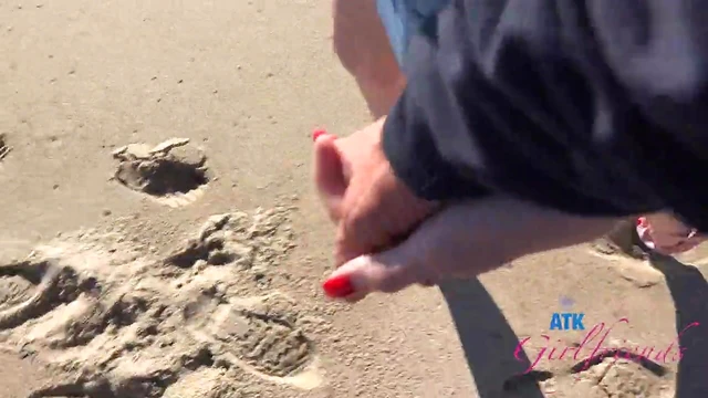 Cute Stranger Lindsay Lee Poses Seductively By The Sea Outdoors Video