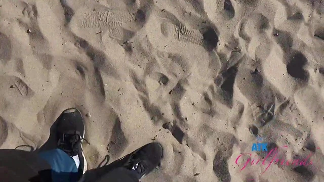 Cute Stranger Lindsay Lee Poses Seductively By The Sea Outdoors Video