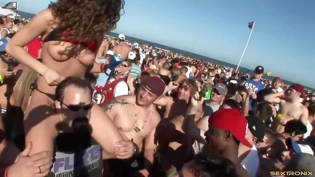 Sexy Amateur Cowgirl Shows Off Her Big Tits At A Steamy Outdoor Party