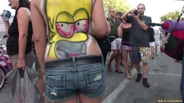 Sexy Topless Amateurs Flaunt Their Curves at Erotic Body Paint Party