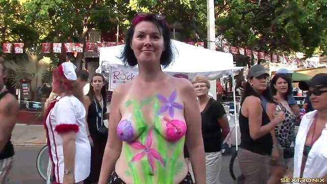 Sexy Topless Amateurs Flaunt Their Curves at Erotic Body Paint Party
