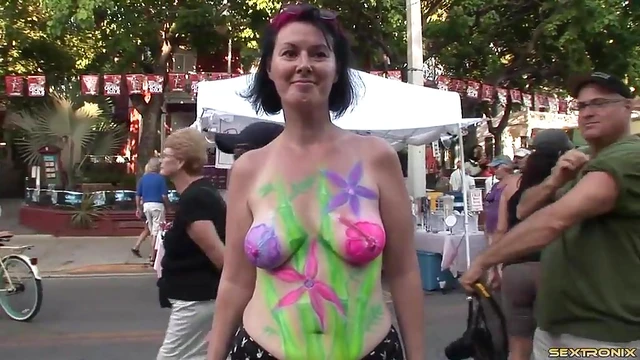 Sexy Topless Amateurs Flaunt Their Curves at Erotic Body Paint Party