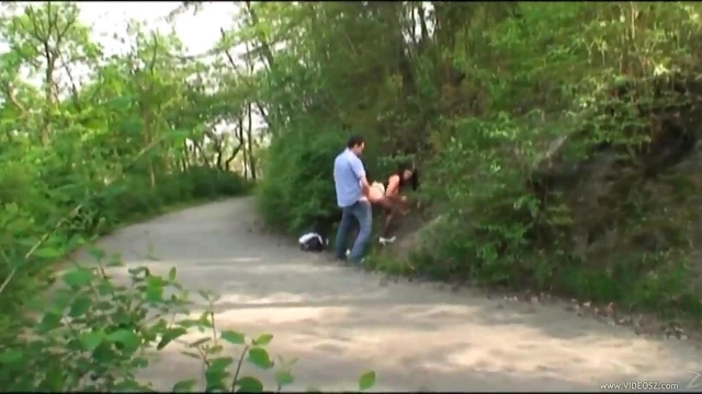 Hot Rihanna Samuel & Boyfriend Dare Each Other For Public Sex Thrill