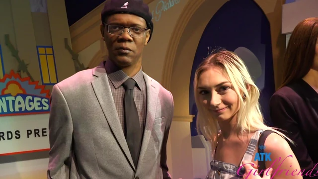 Cute Amateur Chloe Gets Fingered Publicly, Hot Hidden Camera Action