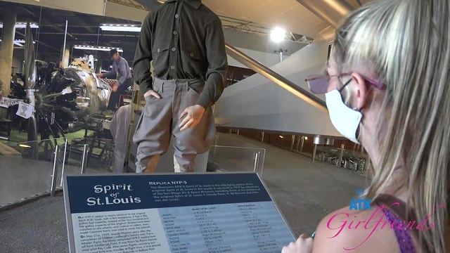 Dirty Lily Adams Shows Off Her Pretty Feet While Pissing Seductively