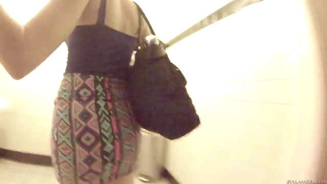 Sizzling Wet Babes Lick Cunts and Finger Twats in Bathroom Orgies