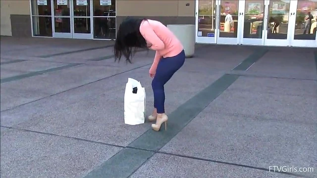 Bold Amateur Shocks Public by Flashing Her Sexy Tits and Wet Pussy