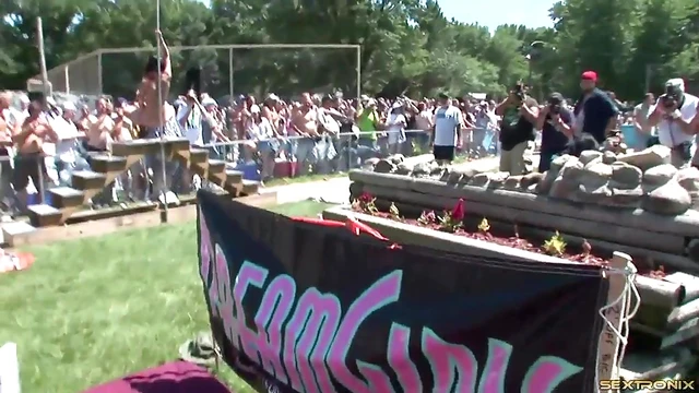 Curvy Blonde Glasses-Wearer Teases with Stunning Huge Boobs Up Close