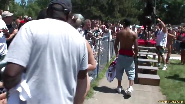 Hot Lesbian Porn Stars Fondling Tits Outdoors Passionately