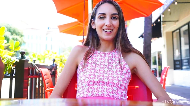 Natalia's Amateur Pussy Stories Ignite Orgasmic Desire and Passion