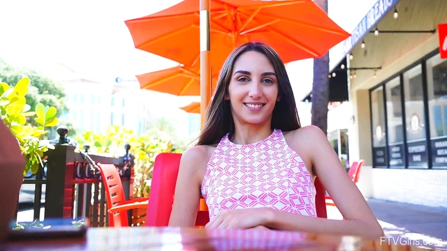 Natalia's Amateur Pussy Stories Ignite Orgasmic Desire and Passion