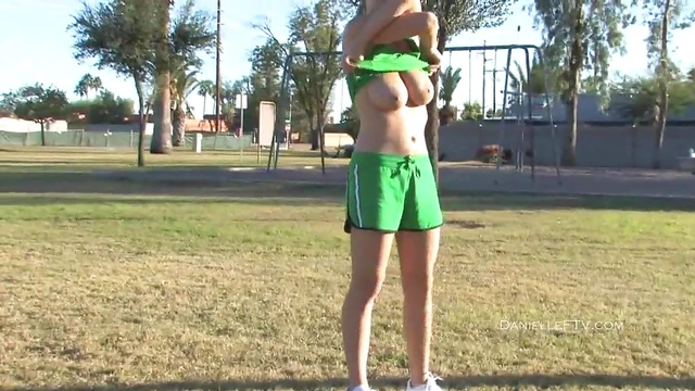 Topless Sporty Babe Shows Off Her Skills On Busy Basketball Court