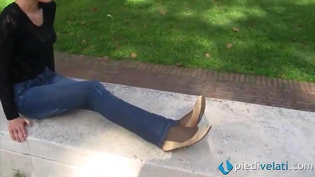 Outdoor Orgasms: She Kicks Shoes Off & Rubs Her Nylon-Foot Temptations