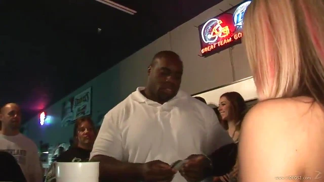 Sizzling Bikini Babes Tease Cam with Sultry Flashing Showdown