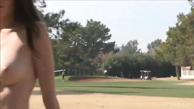 Public Stripper Shows Off Flexibility Doing Sexy Yoga Tricks Hotness