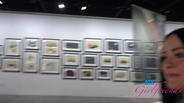 Imani Valor Moans Loudly As She Gets Fingered Publicly – POV Thrill