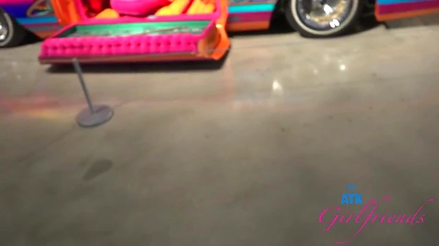 Imani Valor Moans Loudly As She Gets Fingered Publicly – POV Thrill