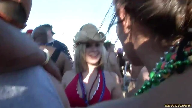 Sizzling Sex Bomb Beauties Frolic and Fuck at Beach Party Extravaganza