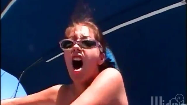 Seductive Chick Wearing Sunglasses Gets Hardcore Banged On Luxe Boat Ride
