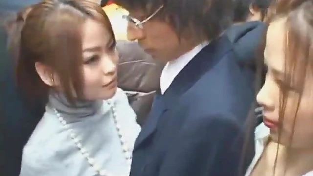 Sizzling Upskirt Peek at Busty Japanese Babe in Busy Bustling Bus