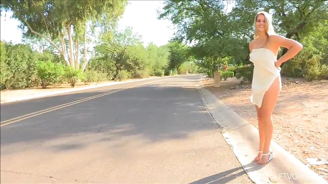 Seductive Brunette Gets Wild & Finger-Fucks Herself on Busy Street