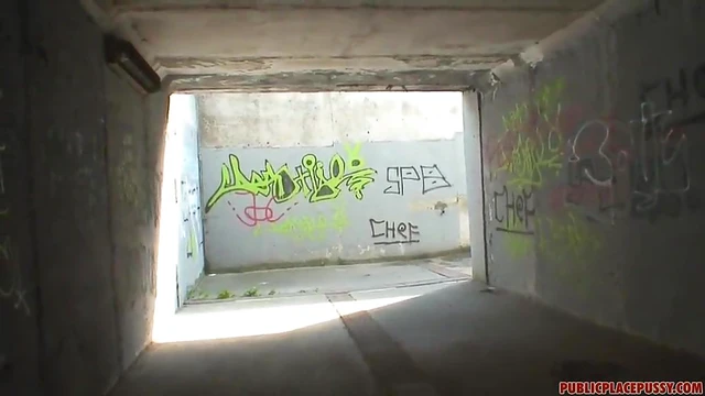 Sultry Blonde Mia Gives Nasty Blowjob in Car Before Mind-blowing Sex