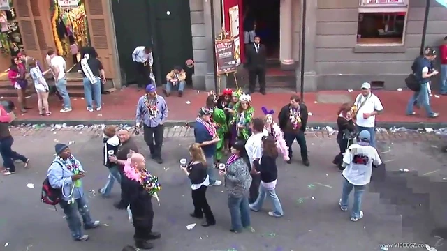 Adventurous Chicks Boldly Lose Their Bras in Public Spaces for Thrills