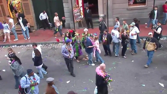 Adventurous Chicks Boldly Lose Their Bras in Public Spaces for Thrills