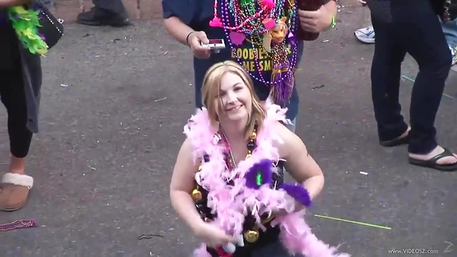 Adventurous Chicks Boldly Lose Their Bras in Public Spaces for Thrills