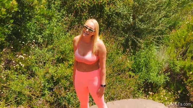 Sexy Blonde Wife Vanessa Flashes Her Tits & Pussy Outdoors Seductively