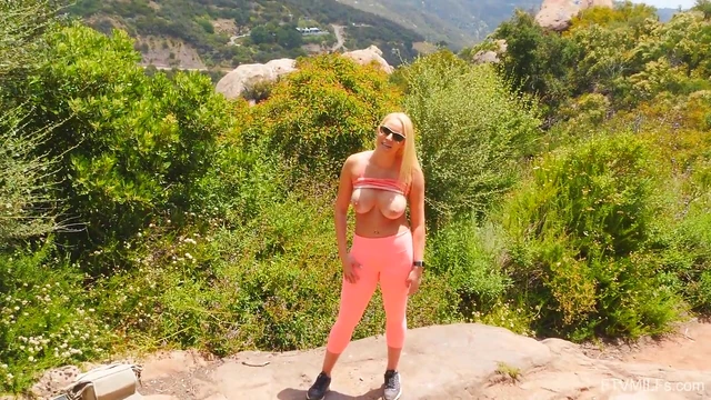 Sexy Blonde Wife Vanessa Flashes Her Tits & Pussy Outdoors Seductively
