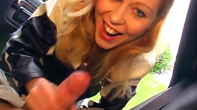 Relaxing Blowjob After Cold Beer Brings Ultimate Relief Tonight