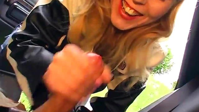 Relaxing Blowjob After Cold Beer Brings Ultimate Relief Tonight