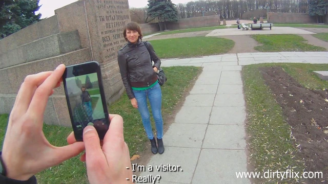 Sexy Amateur Brunette Gives Blowjob Before Hot Doggy Style Fuck