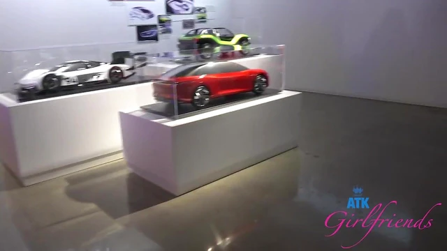 Hot Amateur Amber Teases Publicly Before Sultry Private Fuck