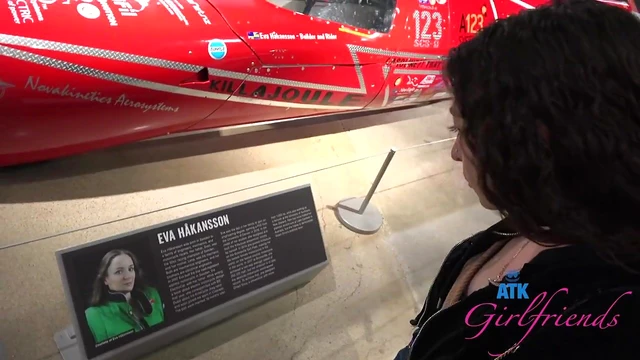 Hot Amateur Amber Teases Publicly Before Sultry Private Fuck