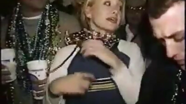 Sexy Blonde Shows Off Her Perfect Tits at the Mardi Gras Party