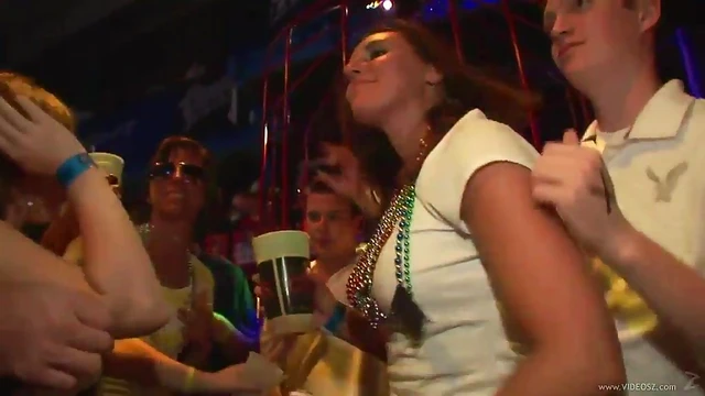 Sexy Girls Flash Bodies at Wild Club Party Night Out