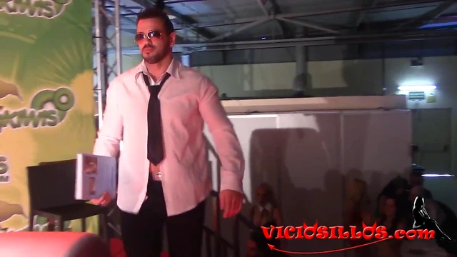 Passionate Sex Scene Stars Daniela Evans & Arcangelo at FEDA Event '15