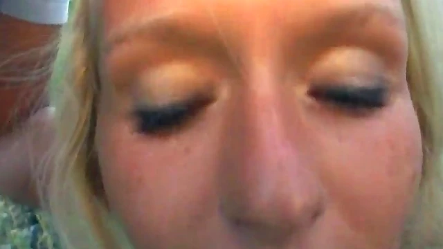 Girls Feast On Each Other's Asses Before Hot Outdoor Threesome Encounter