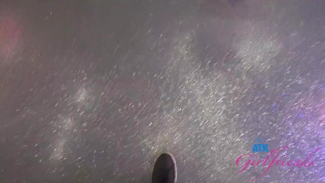 Brooke Johnson's Sexy Green Dress Teases Her Curves Perfectly