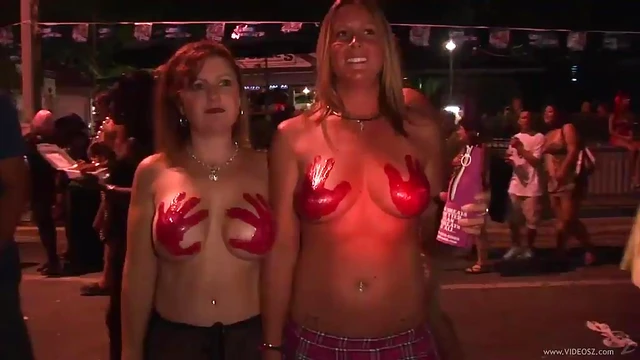 Amateur Babes With Big Tits Pose Seductively Outdoors in Reality Shoot