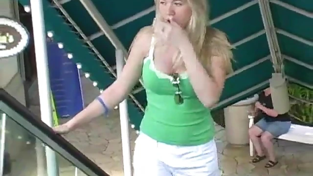 Hot Solo Model Enjoys Explicit Public Pleasure in Real-Life Video Recordings